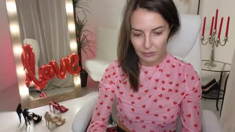 Snapshot of _beylly chatting on 02-15-25, 06:02 Beylly online show from 02-15-25, 06:02
