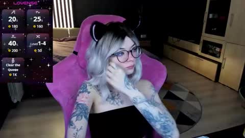 Olivia Subscribe to my Fansly -   online show from 03-28-26, 11:15