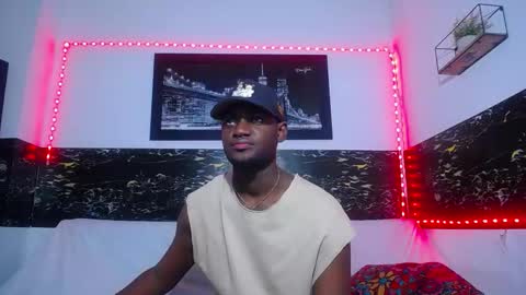 Snapshot of _black_stallion chatting on 09-17-25, 03:19 Andrew online show from 09-17-25, 03:19