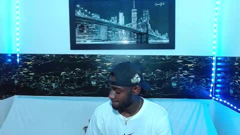 Snapshot of _black_stallion chatting on 09-28-25, 03:34 Andrew online show from 09-28-25, 03:34