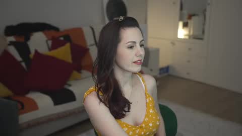 Lili online show from 02-27-25, 10:26