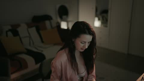 Lili online show from 09-10-25, 11:32