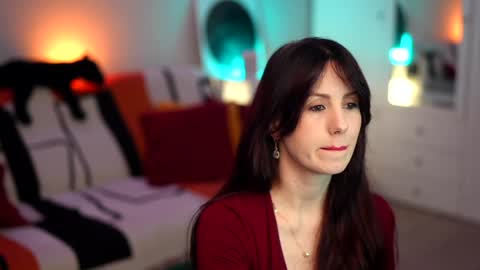 Snapshot of _blackbee_ chatting on 12-17-25, 05:35 Lili online show from 12-17-25, 05:35