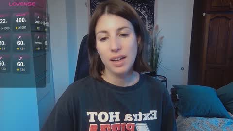 Snapshot of _blackpearl chatting on 12-19-24, 08:56 Laura online show from 12-19-24, 08:56