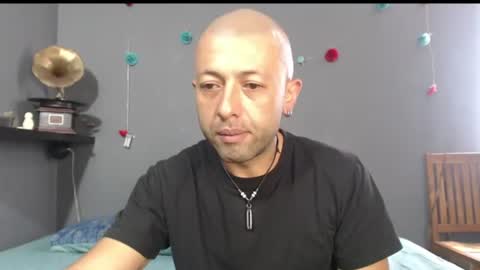 _bonnie__and_clyde online show from 07-13-26, 08:00