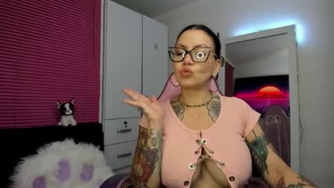 Bonnie online show from 03-06-25, 12:21