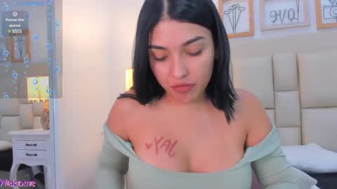 Snapshot of _brenda_becker chatting on 02-12-25, 01:52 Brenda  online show from 02-12-25, 01:52