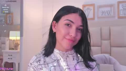 Snapshot of _brenda_becker chatting on 02-20-25, 01:57 Brenda  online show from 02-20-25, 01:57