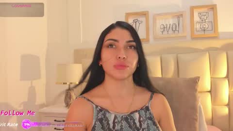 Snapshot of _brenda_becker chatting on 09-16-25, 07:04 Brenda  online show from 09-16-25, 07:04