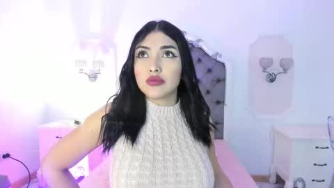 Snapshot of _brenda_becker chatting on 10-23-25, 07:45 Brenda  online show from 10-23-25, 07:45