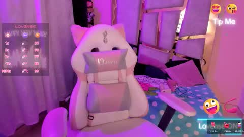 Angie  Independent model online show from 11-08-25, 11:14