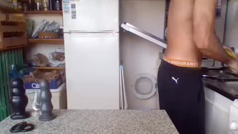 Snapshot of _bubble_buttfunxxx chatting on 12-20-24, 11:10 _bubble_buttfunxxx online show from 12-20-24, 11:10