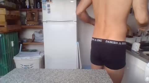 Snapshot of _bubble_buttfunxxx chatting on 01-20-25, 09:35 _bubble_buttfunxxx online show from 01-20-25, 09:35