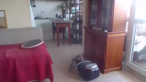 Snapshot of _bubble_buttfunxxx chatting on 10-08-25, 11:08 _bubble_buttfunxxx online show from 10-08-25, 11:08