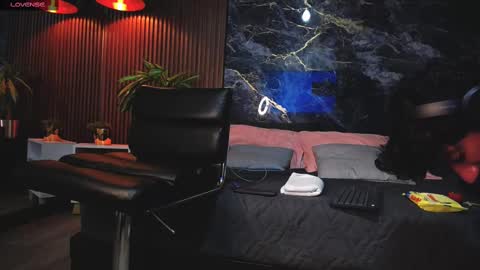 _bunny_boy_ online show from 02-23-25, 03:02