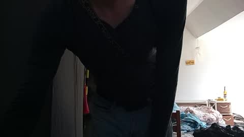 _cam_dude_ online show from 04-25-26, 11:35