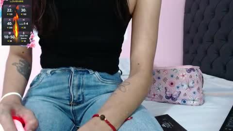 Snapshot of _candy_jade_ chatting on 02-01-25, 12:37 candy jade online show from 02-01-25, 12:37