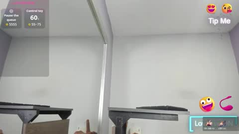 Snapshot of _candy_jade_ chatting on 12-03-25, 12:03 candy jade online show from 12-03-25, 12:03