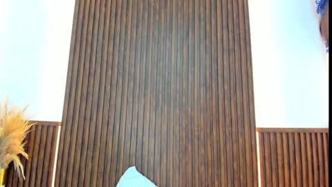 Snapshot of _cannabitch chatting on 02-18-25, 04:26 Shatta Sara online show from 02-18-25, 04:26