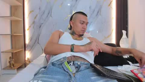 Snapshot of _cannabitch chatting on 03-05-26, 01:18 Shatta Sara online show from 03-05-26, 01:18