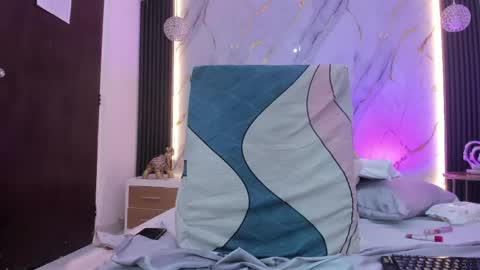 Shatta  Sara online show from 04-30-26, 01:50