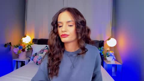 Snapshot of _carlawhite_ chatting on 10-15-25, 03:39 _carlawhite_ online show from 10-15-25, 03:39