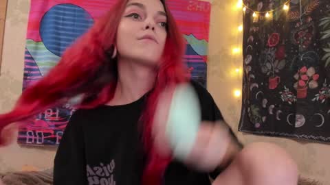 Caroline online show from 12-06-24, 01:33