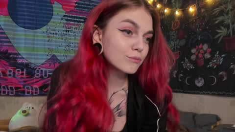 Caroline online show from 01-10-25, 12:26