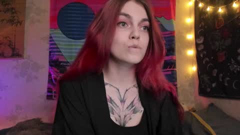 Caroline online show from 01-16-25, 03:13