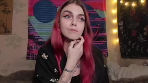 Caroline online show from 02-15-25, 03:50