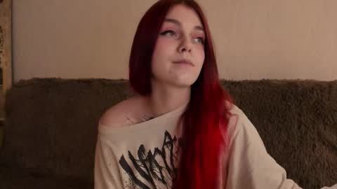 Caroline online show from 11-18-25, 01:15