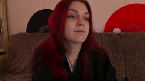 Caroline online show from 04-25-26, 12:30