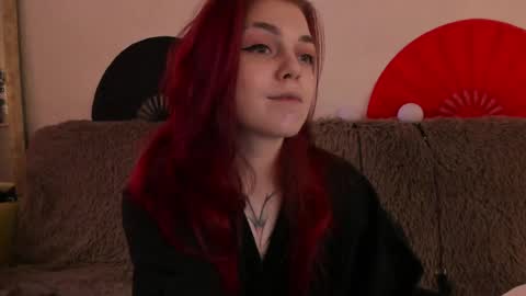 Caroline online show from 04-25-26, 01:41