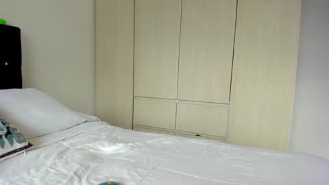 Bella  online show from 12-02-24, 08:11