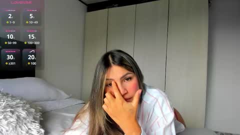 Bella  online show from 03-01-25, 09:04