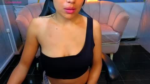_charlottee_b online show from 07-24-26, 12:58
