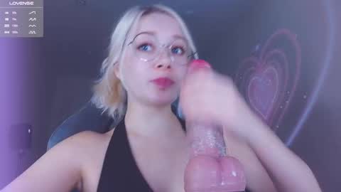 Angelina online show from 10-14-25, 04:08