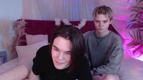 Snapshot of _cheesecake_s chatting on 09-30-25, 09:42 _cheesecake_s online show from 09-30-25, 09:42