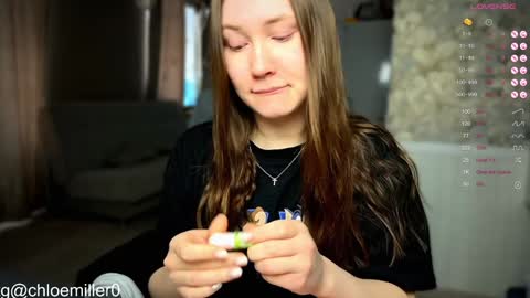 Snapshot of _chloe_miller_ chatting on 01-21-25, 08:08 _chloe_miller_ online show from 01-21-25, 08:08