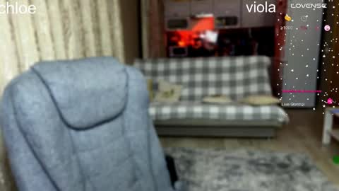 Snapshot of _chloe_miller_ chatting on 09-25-25, 06:11 _chloe_miller_ online show from 09-25-25, 06:11