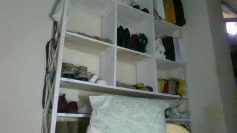 clara online show from 05-11-26, 09:04