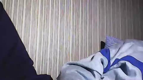 I hate social media  Odio las redes sociales online show from 04-25-26, 01:41