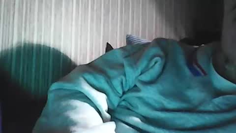Snapshot of _col_t chatting on 05-10-26, 01:44 I hate social media Odio las redes sociales online show from 05-10-26, 01:44