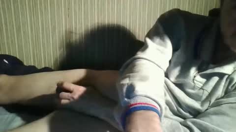 Snapshot of _col_t chatting on 05-23-26, 02:06 I hate social media Odio las redes sociales online show from 05-23-26, 02:06