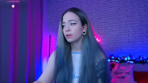 Nica online show from 12-27-24, 09:39