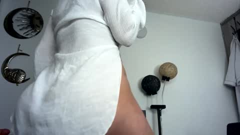  cristal ayala online show from 01-20-25, 03:37