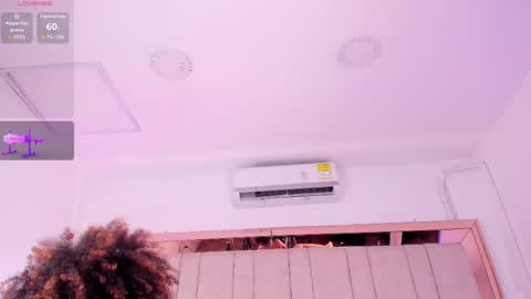 Snapshot of _curly_girl_ chatting on 05-13-26, 08:49 online show from 05-13-26, 08:49