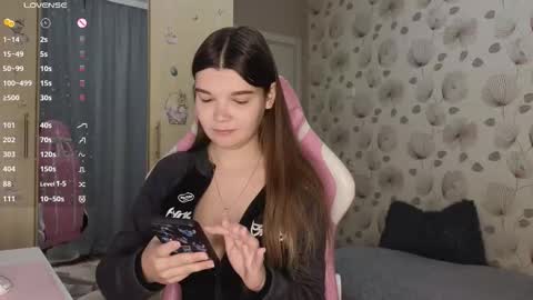 _cute_ice online show from 10-06-25, 05:05