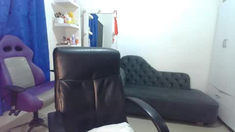 Snapshot of _cute_katy_ chatting on 02-26-25, 04:03 Katherine Shedule 10pm -4 am Colombia hour online show from 02-26-25, 04:03