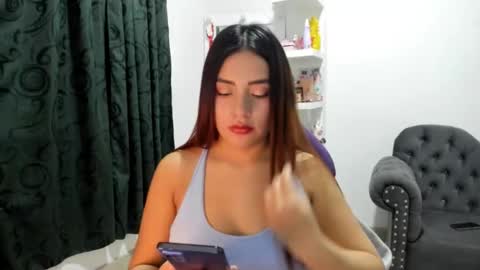 Snapshot of _cute_katy_ chatting on 10-30-25, 06:26 Katherine Shedule 10pm -4 am Colombia hour online show from 10-30-25, 06:26